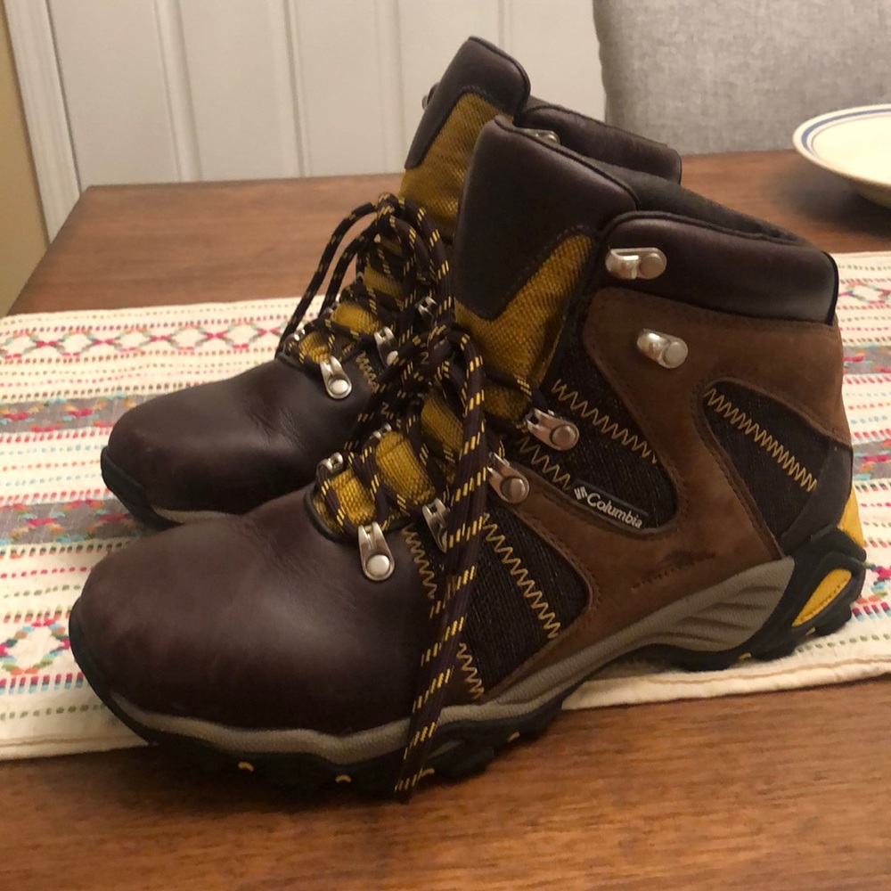 Columbia San Gil Omni-tech leather hiking boots